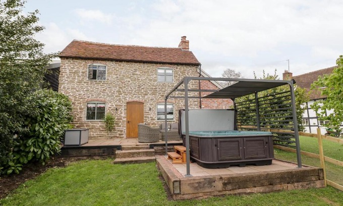 Tenbury Wells Casa | Old Farm Cottage
