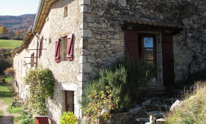 Bouvieres Otro | Antigua casa de labranza "Les Granges" con una vista espléndida a través de campos y montañas
