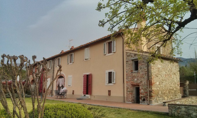 Santomato Casa | Antigua casa de labranza en la Toscana