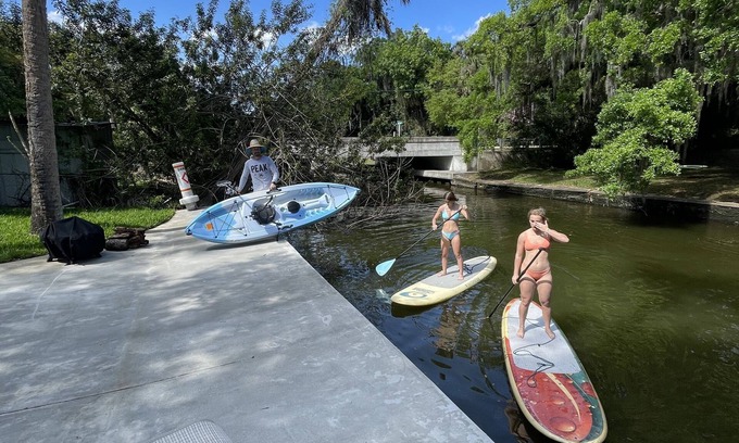 Harbor Oaks Casa | Old Florida Bungalow on Salt Water Canal, Kayak, Paddle Board & Fish