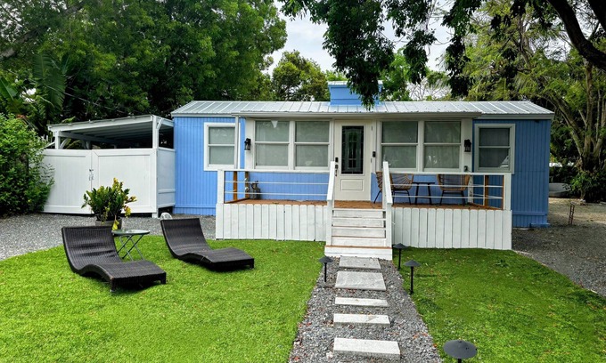 Largo Sound Village Casa | Old Florida charm meets tropical peace-a restored Conch House steps from the sea