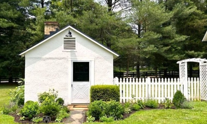 The Plains Casa | Old Historic Charm on a Lovely 66 acre Farm