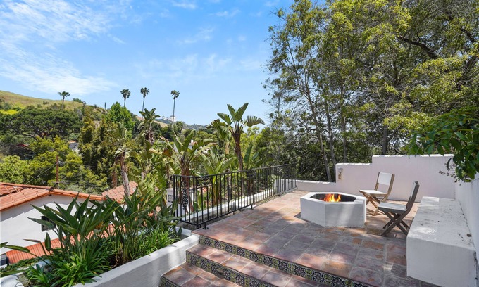Los Feliz Casa | Old Hollywood Spanish home with amazing entertaining and outdoor spaces