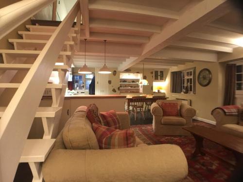 Burgh Island Casa | Old Hundredth , Kingston, Kingsbridge, Devon, UK