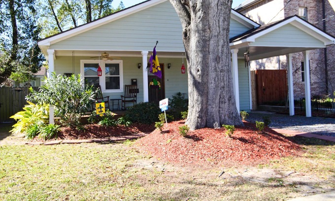 Metairie Casa | Old Metairie Cottage - A Hidden Jewel minutes from the French Quarter