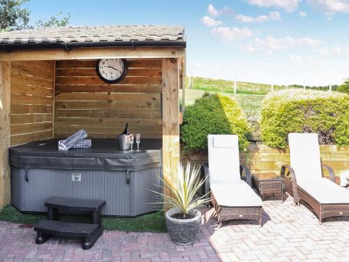Loughor Casa | Old Milking Parlour