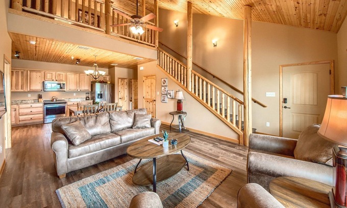 Gruene Condominio | Old Mills Resort OM A15 3 Bedroom Condo by Redawning