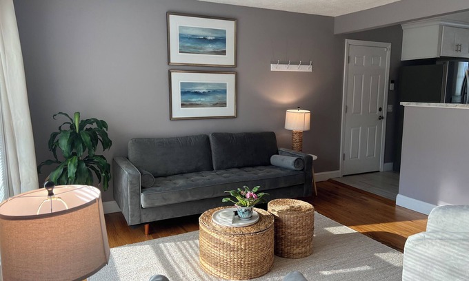 Old Mystic Casa | The Breezy Knoll House