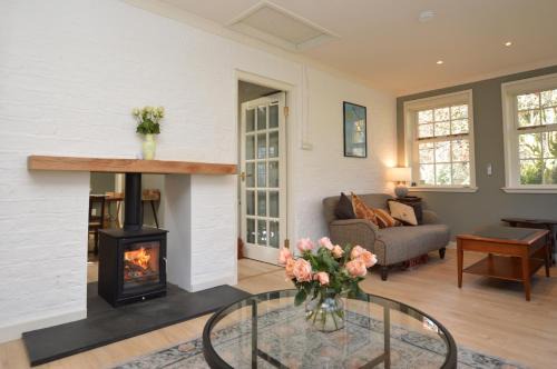Tighnabruaich Casa | Old Powdermill Cottage