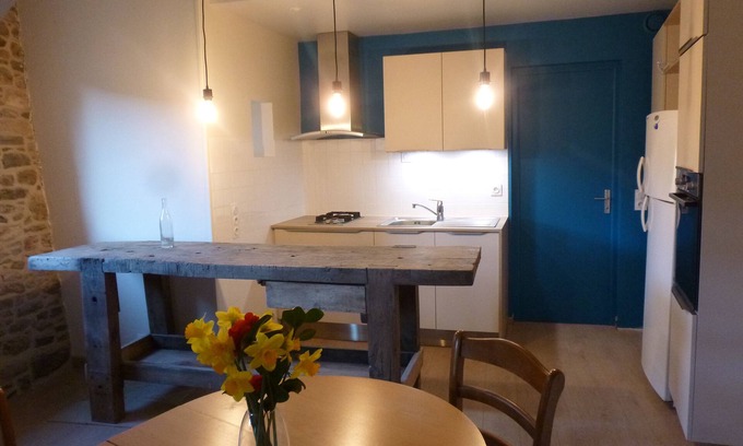 Saint-Jouan-des-Guerets Casa | Old Pressoir renovated into a cosy vacation home