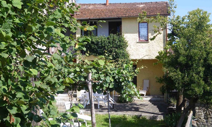 Pontremoli Casa | Antigua rectoría en pueblo medieval