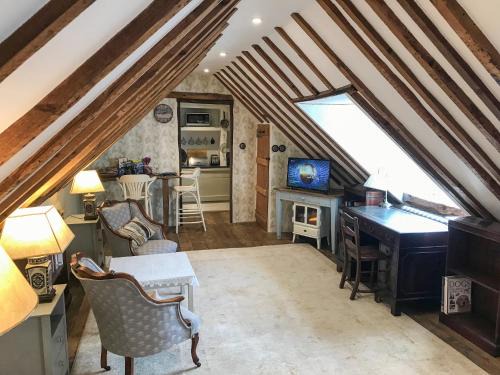 Haslemere Casa | Old Rectory Loft