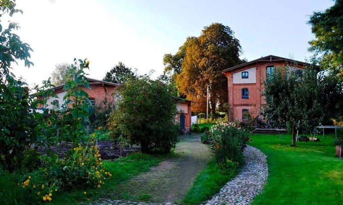 Lelkendorf Apartamento | Alquiler de vacaciones OLD STOREY - Ferienwohnung Alter Speicher