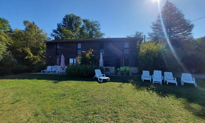 Marnac Casa | Old tobacco barn with a view of the Dordogne