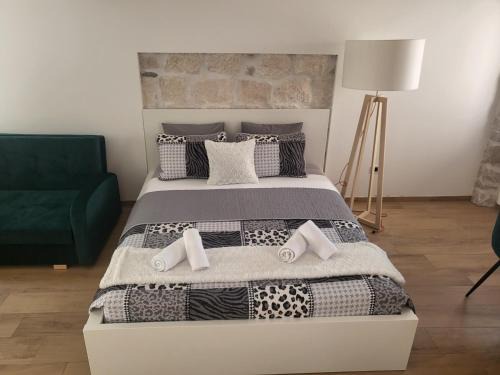 Bol Apartamento | Old town Bol apartments