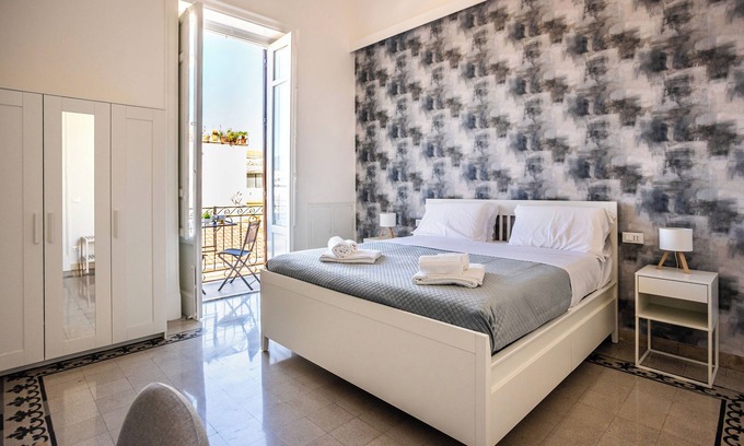 Castellammare Apartamento | Old Town bright and comfortable family apartment panoramic view
