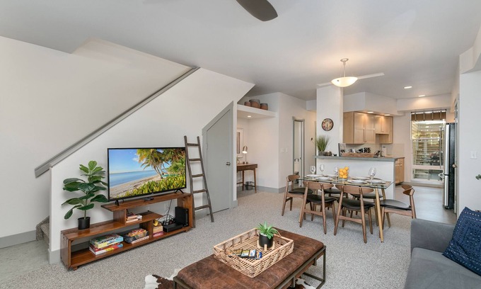Old Town North Casa | Old Town North Jewel! Near Breweries and River!