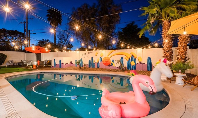 Southwest Village Casa | Old Town Oasis!Heated Pool!BBQ!Firepit!Minigolf!Game Room!