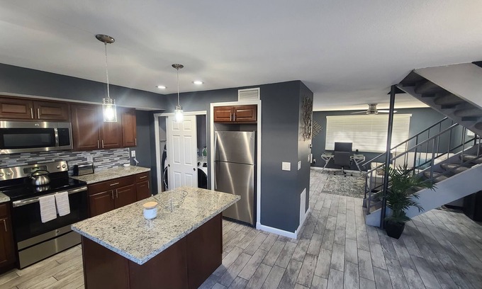 Arts District Casa | ¡PARA ESTRENAR! El paquete total! ¡Solo te espera uber en Scottsdale!Coche de alquiler incluido