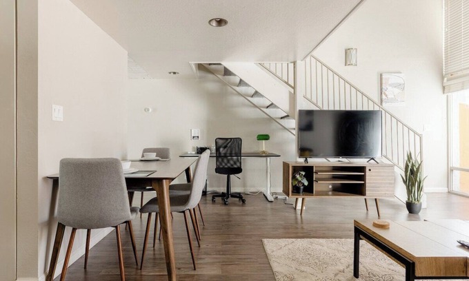 Arts District Casa | Old Town Scottsdale Loft w/Free Parking