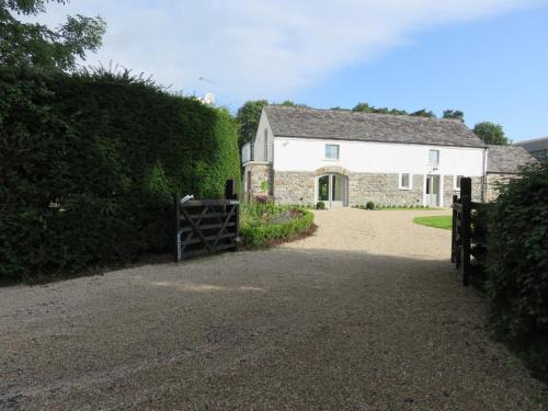 Woodford Casa | Old Village Barn