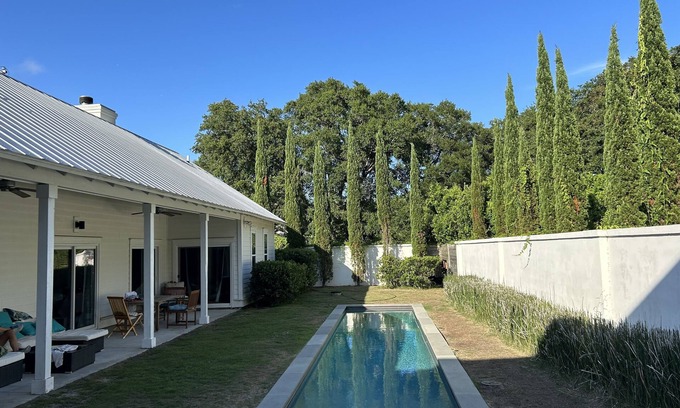 Old Village Casa | Old Village Retreat