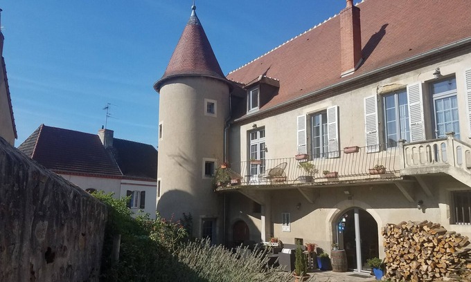 Desertines Casa | old winegrower's house with hammam and spa 5 minutes from Montluçon