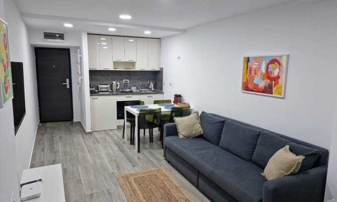 Olimp Apartamento | OLIMP Sea View Apartments - The Sunny Apartment