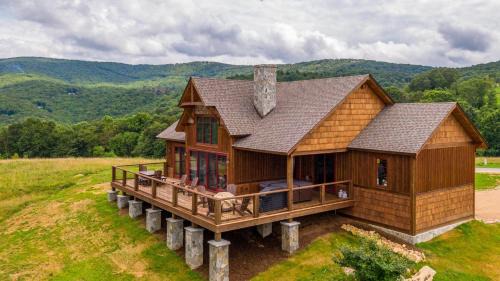 Elk Park Casa | Olive and Georgia's at Eagles Nest