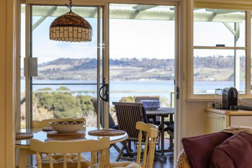 Windermere Casa | Olive's Cottage and Gardens - Mesmerising Views