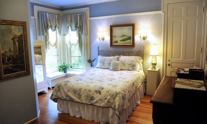 West Washington Cama Y Desayuno | Oliver Inn Bed and Breakfast