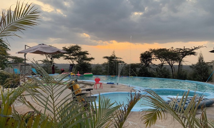Ngong Casa | Home in Ngong Kajiado.Enjoy the, sunset, hiking, Ngong Hills view and giraffes.