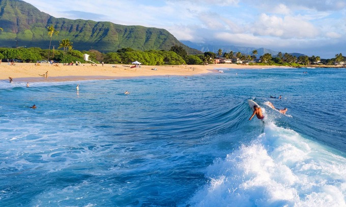 Makaha Valley Casa | 'Olu'olu by AvantStay | Single-Story Home by Ocean