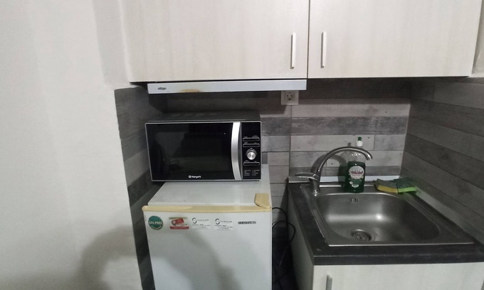 Ano Poli Apartamento | Olympiados New Renovated Studio