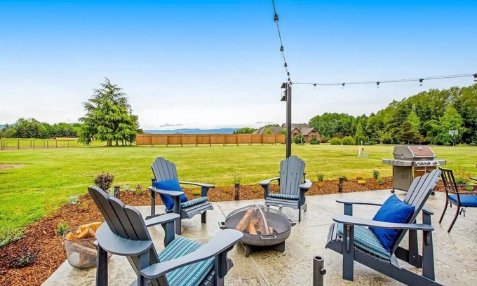 Sequim Cabaña | Olympic Discovery · Mountain View, Hot Tub, Olympic NP, Golf!