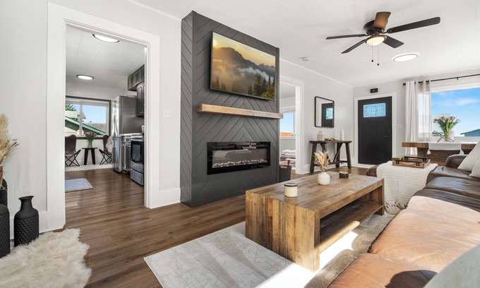 Port Angeles Casa | Olympic Haus by MM Signature Stays Near ONP in Port Angeles, WA