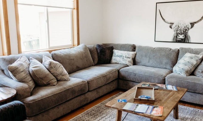 Port Angeles Casa | Olympic National Park Newly Built Cozy Central Home Base