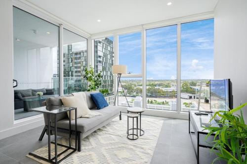 Lidcombe Apartamento | Olympic Park modern apt near train shops with pool