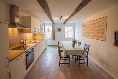 Groothusen Apartamento | Oma Husen