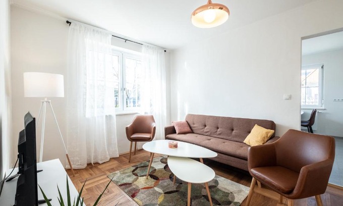 Bad Waltersdorf Apartamento | OMA's Apartment in Haus GRETE