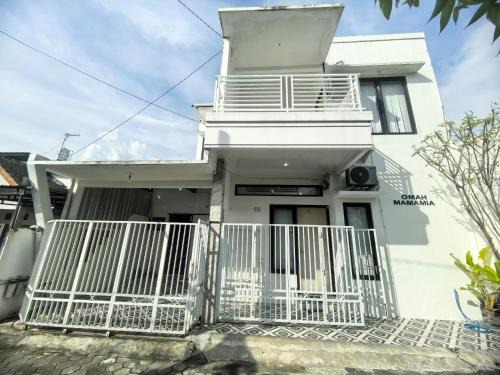 Mlati Casa | Omah Mamamia Homestay Jogja