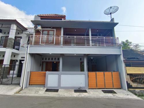 Balecatur Casa | Omah Nogotirto Homestay Jogja