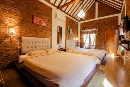 Bangunjiwo Casa | Omah Teras Bata Guesthouse
