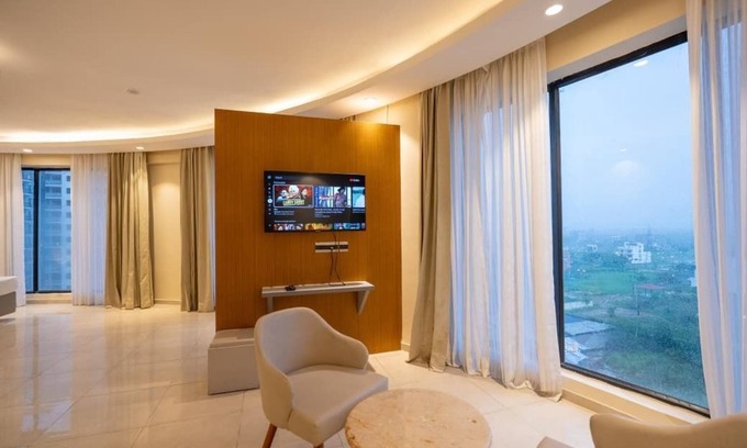 Mohangarh Hotel | Omaxe Hazratganj Lucknow Suites & Inn