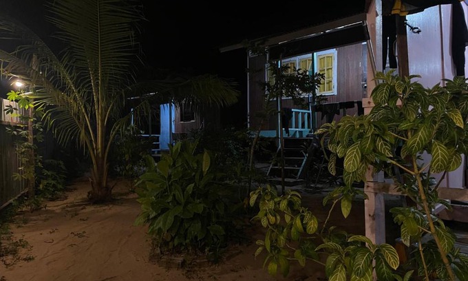 Pulau Perhentian Kecil Casa | Ombak Biru