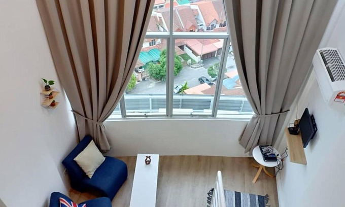 Bayan Lepas Apartamento | On Cloud 9 @ CEO by Joal