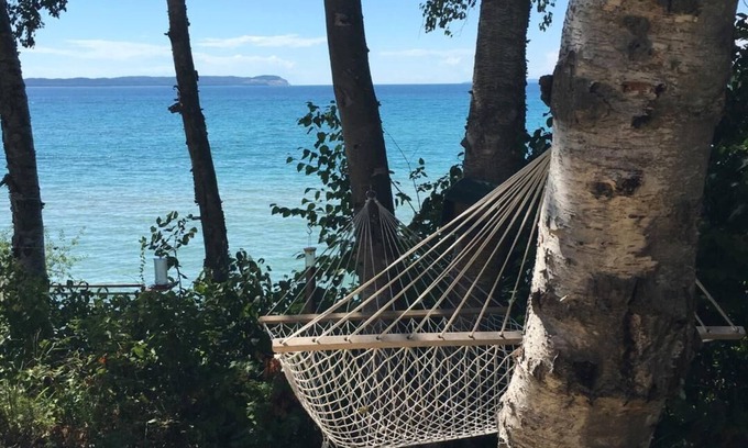 Lake Leelanau Casa | Bienvenido a "Leland Lake Life" (#lelandlakelife) en el lago Michigan