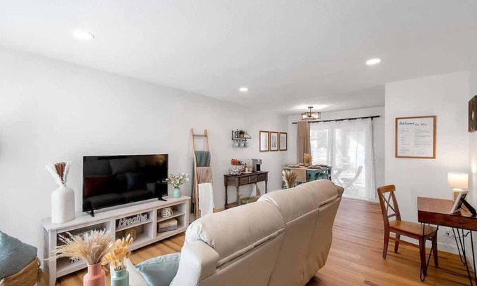 Wichita Apartamento | On Par-Relaxing Ground Floor APT