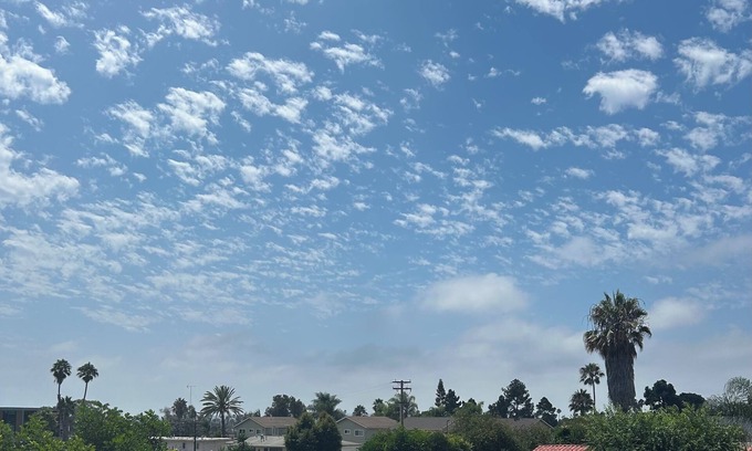 Pacific Beach Apartamento | On the bay & by the beach apartment in sunny San Diego!
