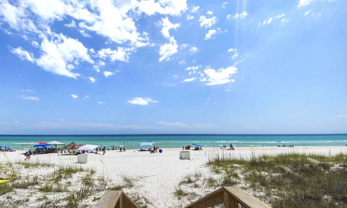 Inlet Beach Condominio | On the Beach - 2 Br townhouse by RedAwning